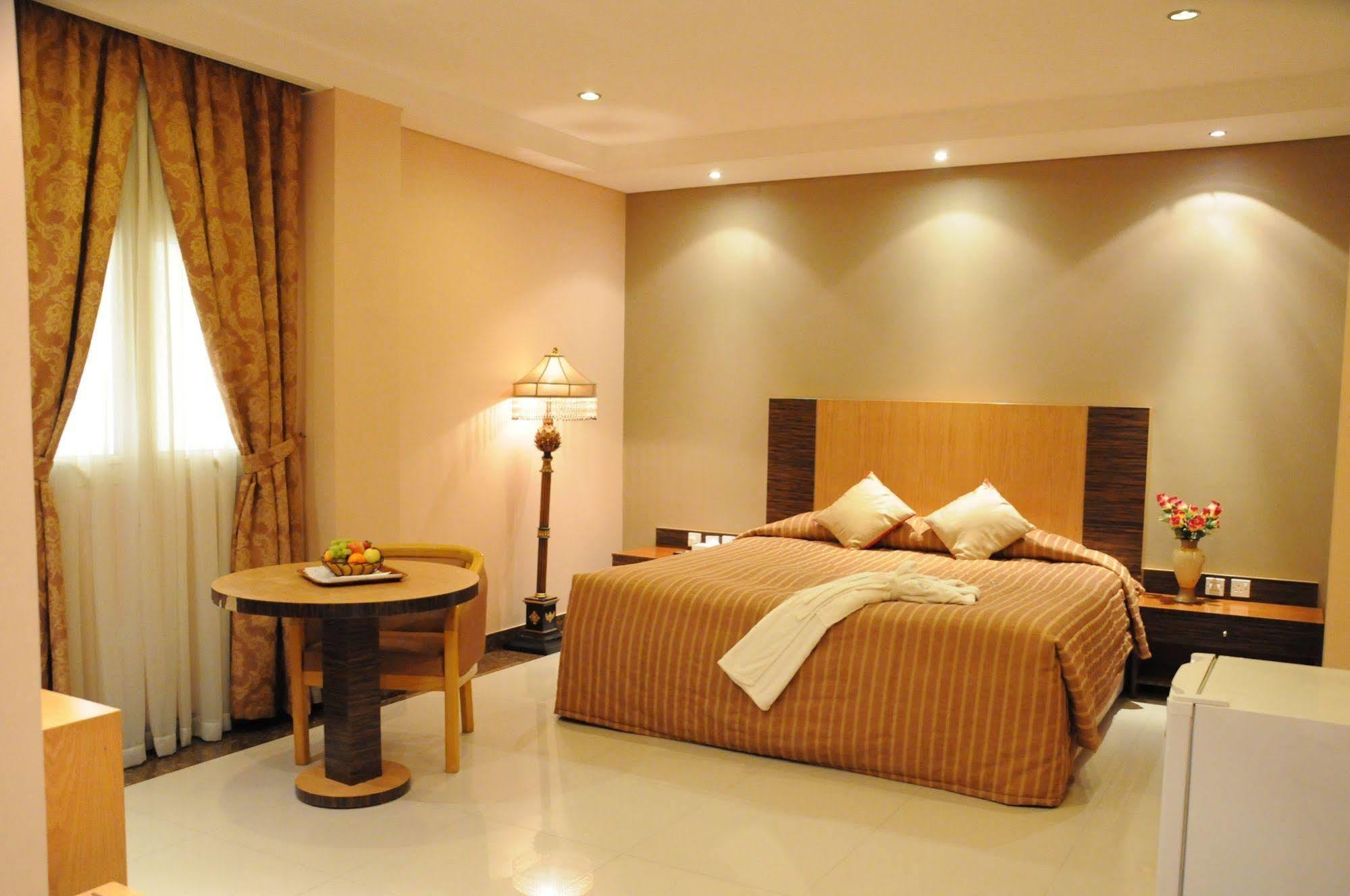 Sea Shell Hotel Манама Экстерьер фото